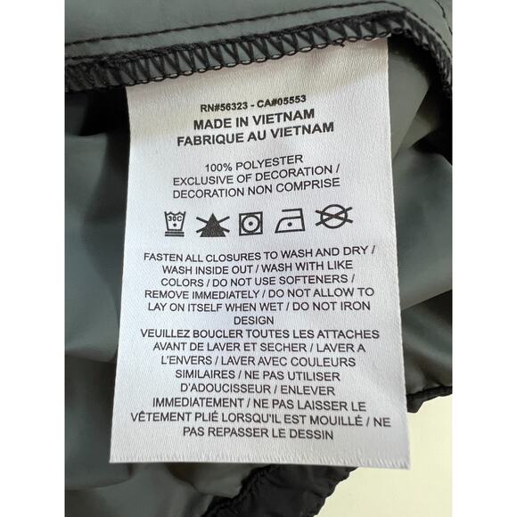 Nike Storm-FIT Swift Running Jacket Black FB7492-010 Women's Size L - Picture 4 of 16